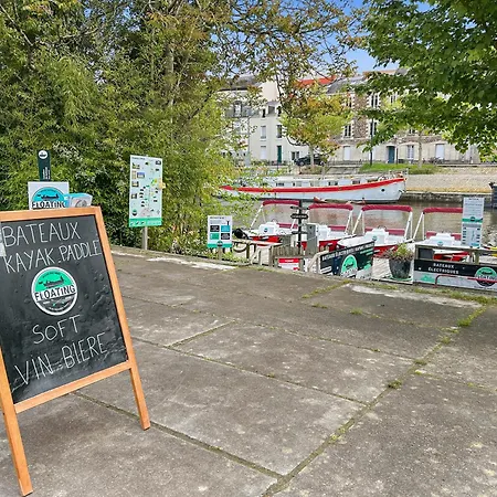 Confortable Face à L'île Versaillaise Nantes